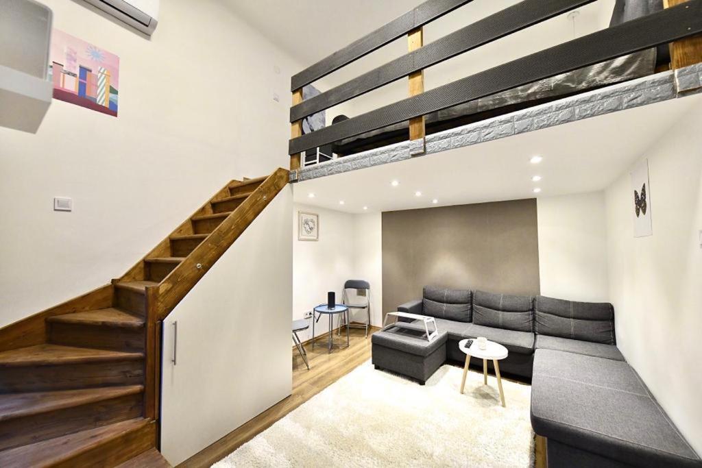 Cute Gallery Apartment Close To The Basilica, Queen Budapeszt Zewnętrze zdjęcie